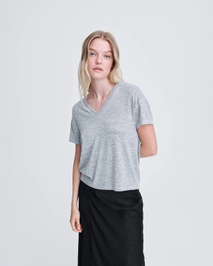 Avryl V-neck Short Sleeve T-shirt