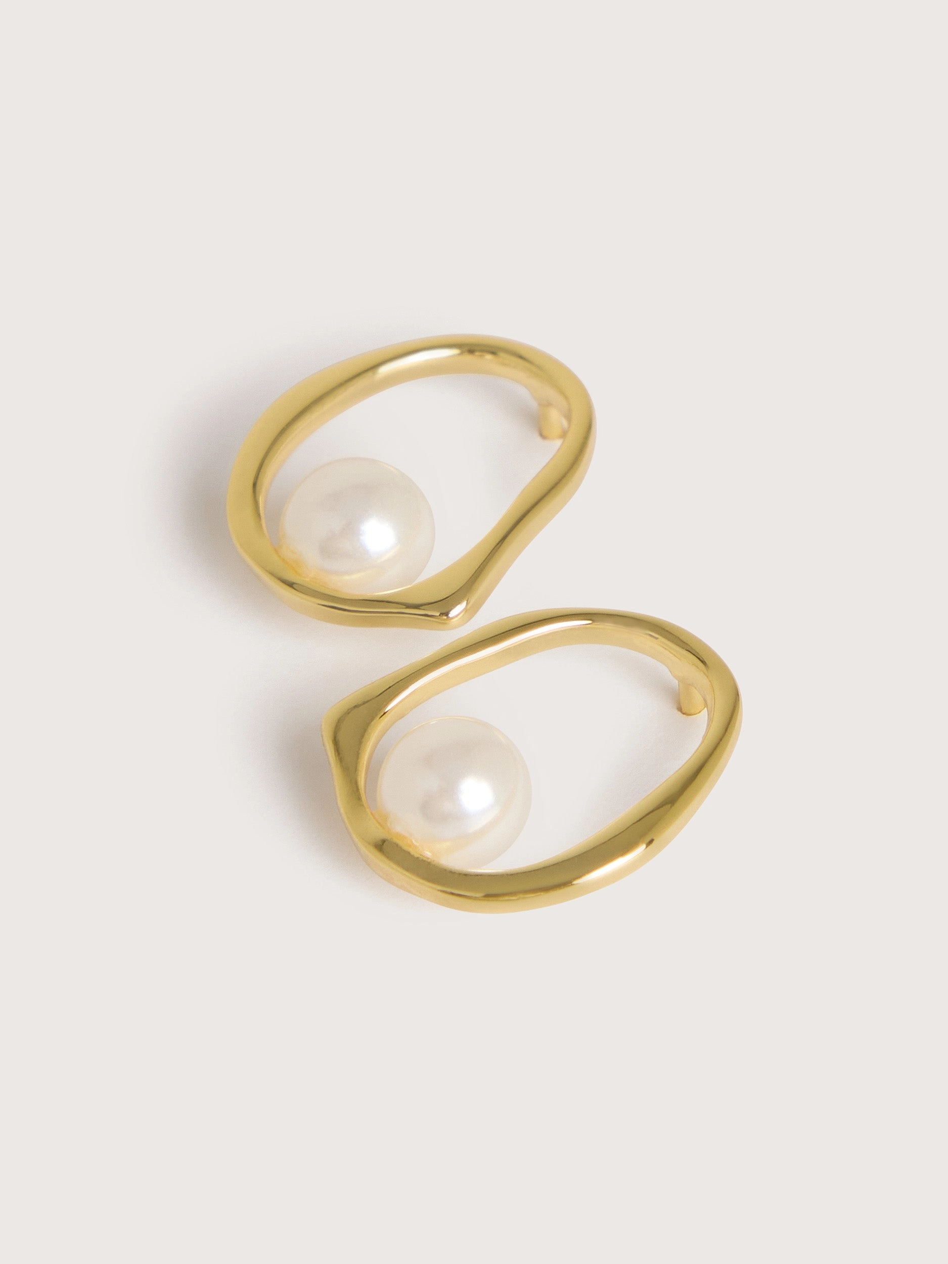 Charlotte Earring