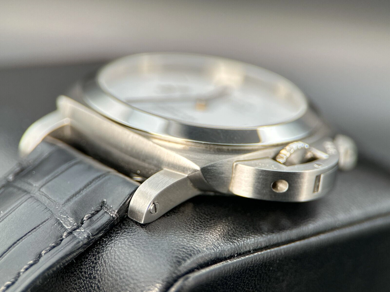 Panerai Luminor Marina Quaranta PAM01271 Steel White Dial 40mm Watch - 2021