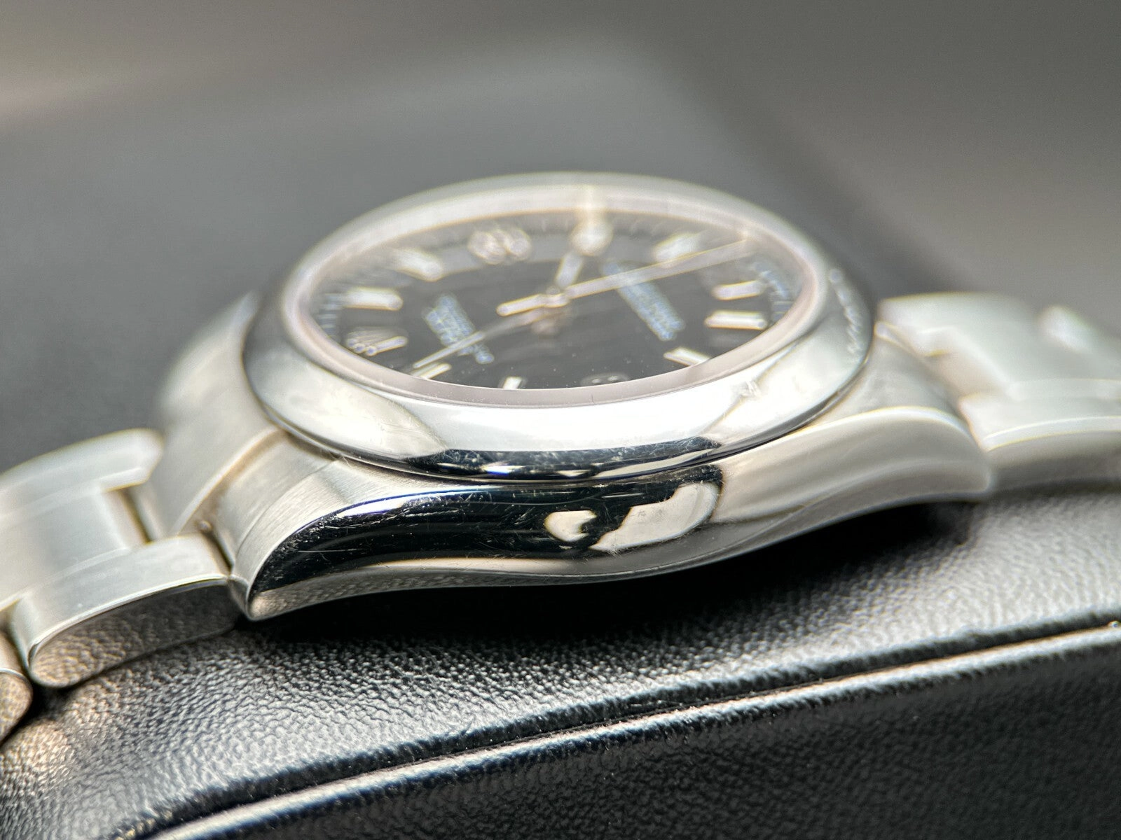 Rolex Oyster Perpetual 31mm 177200 Black Dial Automatic Watch - 2012