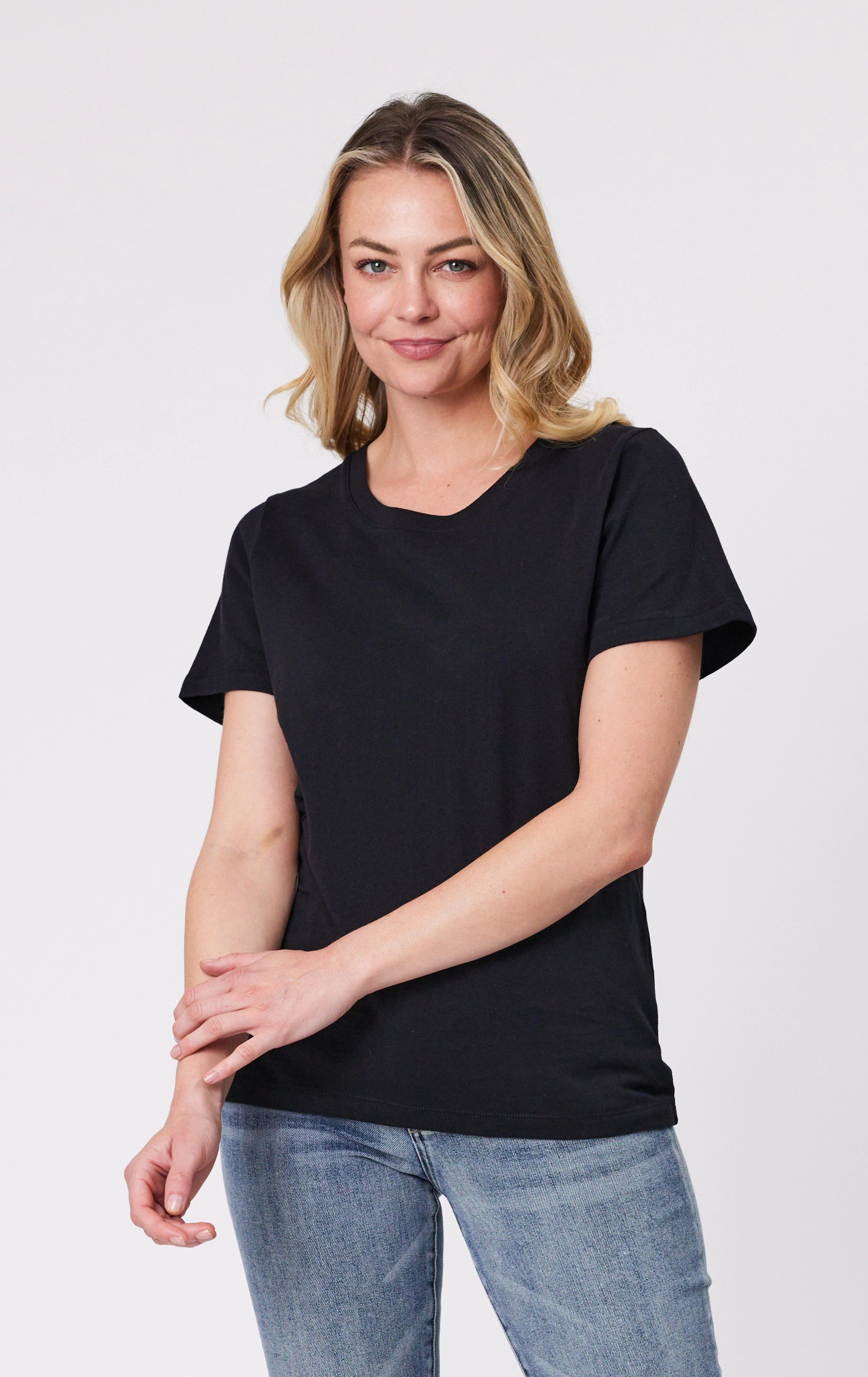 Shine On Essentials Tee Black