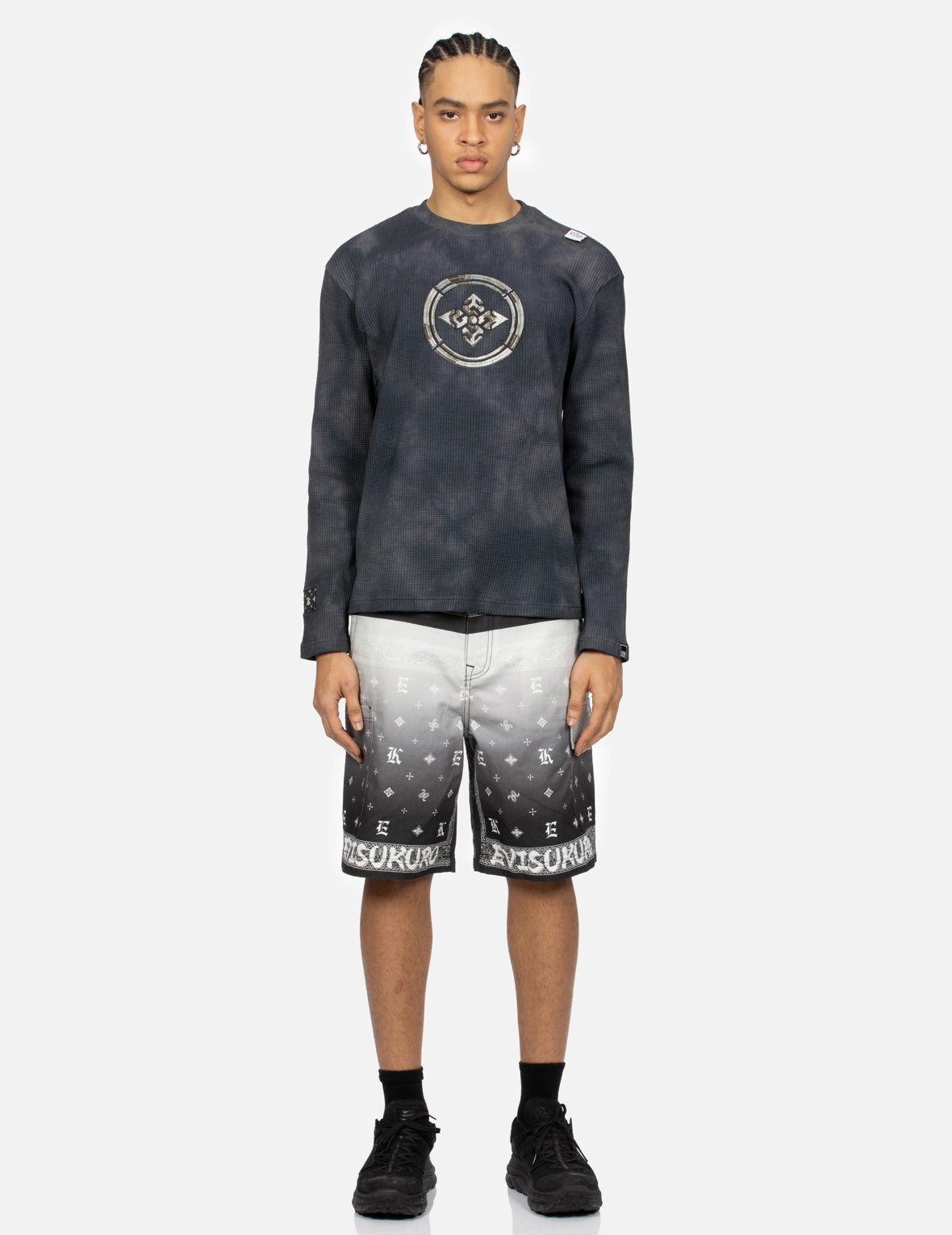 Tie-Dyed with Kamon Embroidery Relax Fit Long-Sleeve T-shirt
