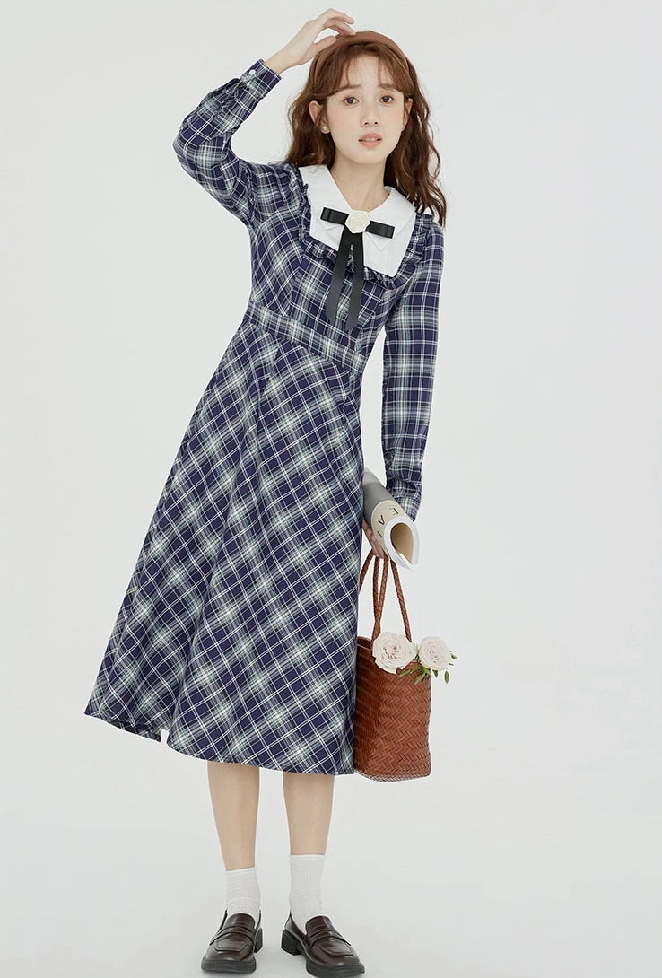 Uni Plaid Midi Dress (Navy)