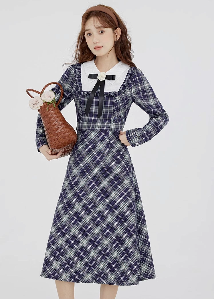 Uni Plaid Midi Dress (Navy)