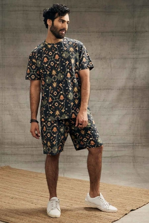 Zahra Printed T-Shirt & Shorts Co-Ord Set