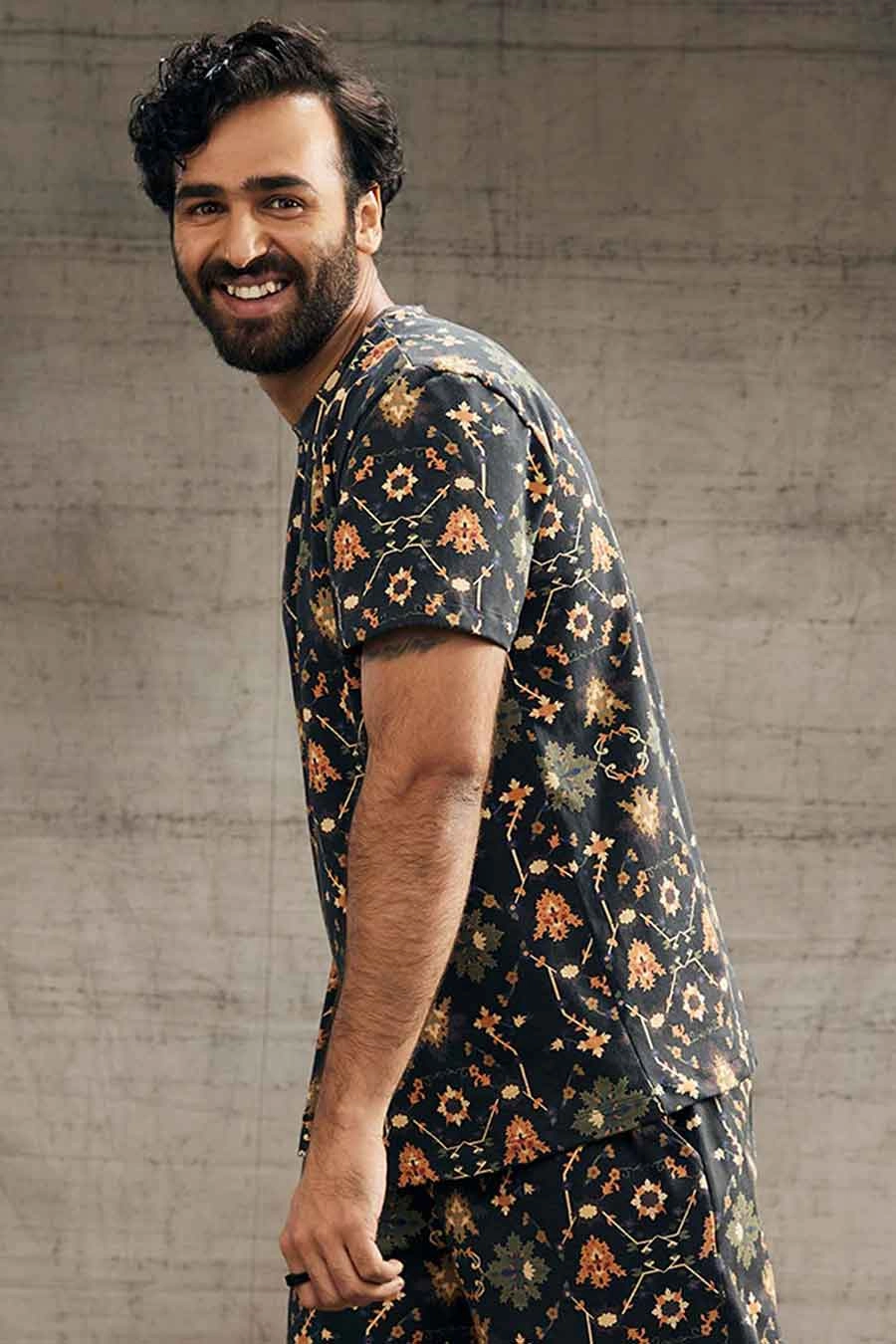 Zahra Printed T-Shirt & Shorts Co-Ord Set